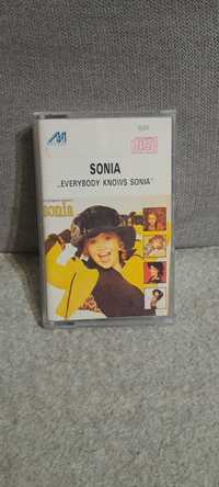SONIA Evrybody Knows SONIA kaseta audio