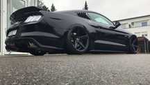 Felgi koła MB Design Kv1 concave 21 cali letnie 6mm 5x114,3 mustang
