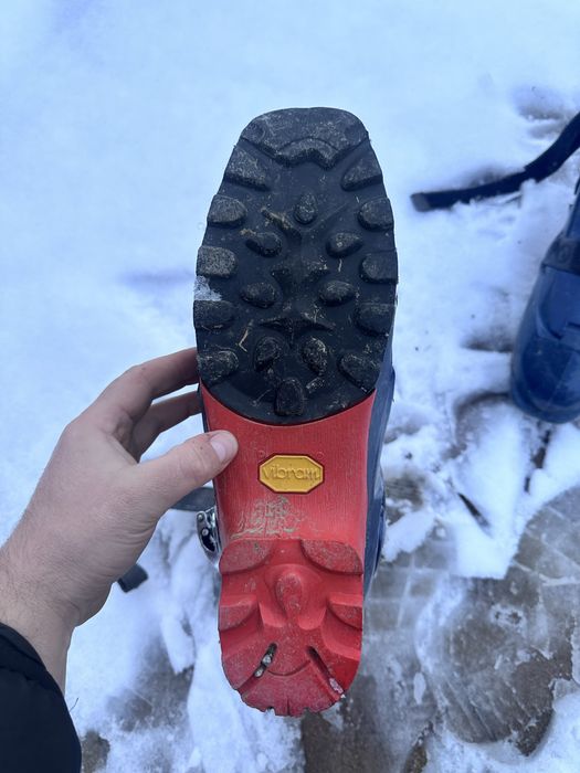 Лижні бути skarpa