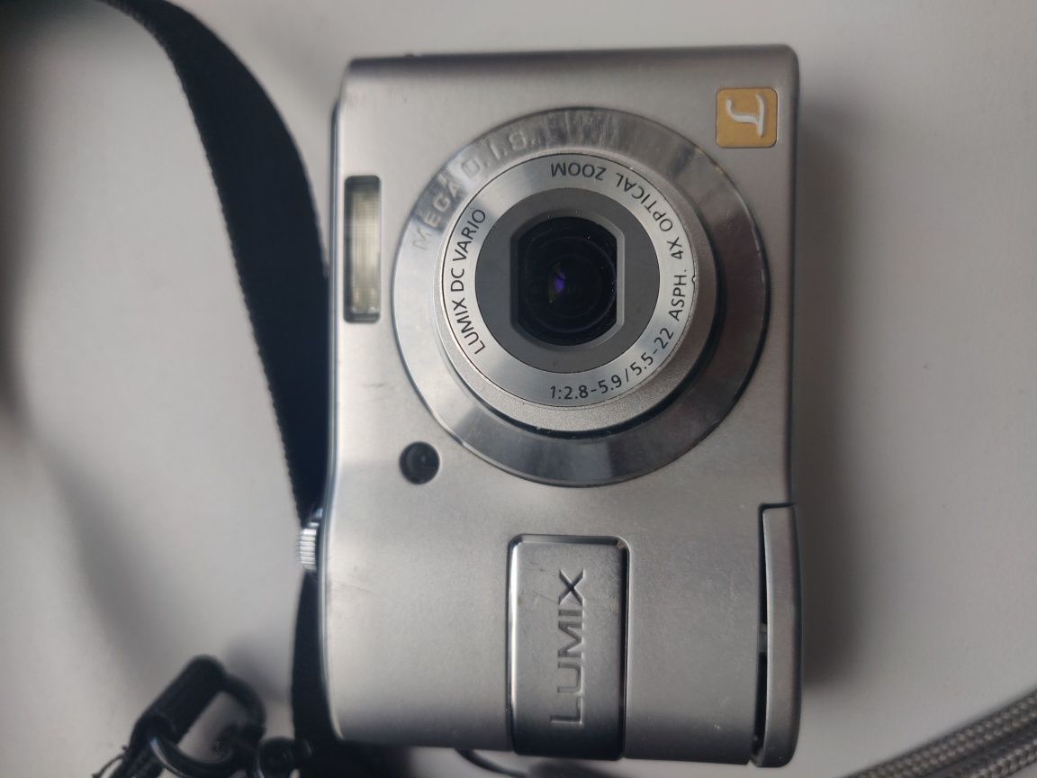 Фотоаппарат Panasonic Lumix DMC - LS85 + чехол