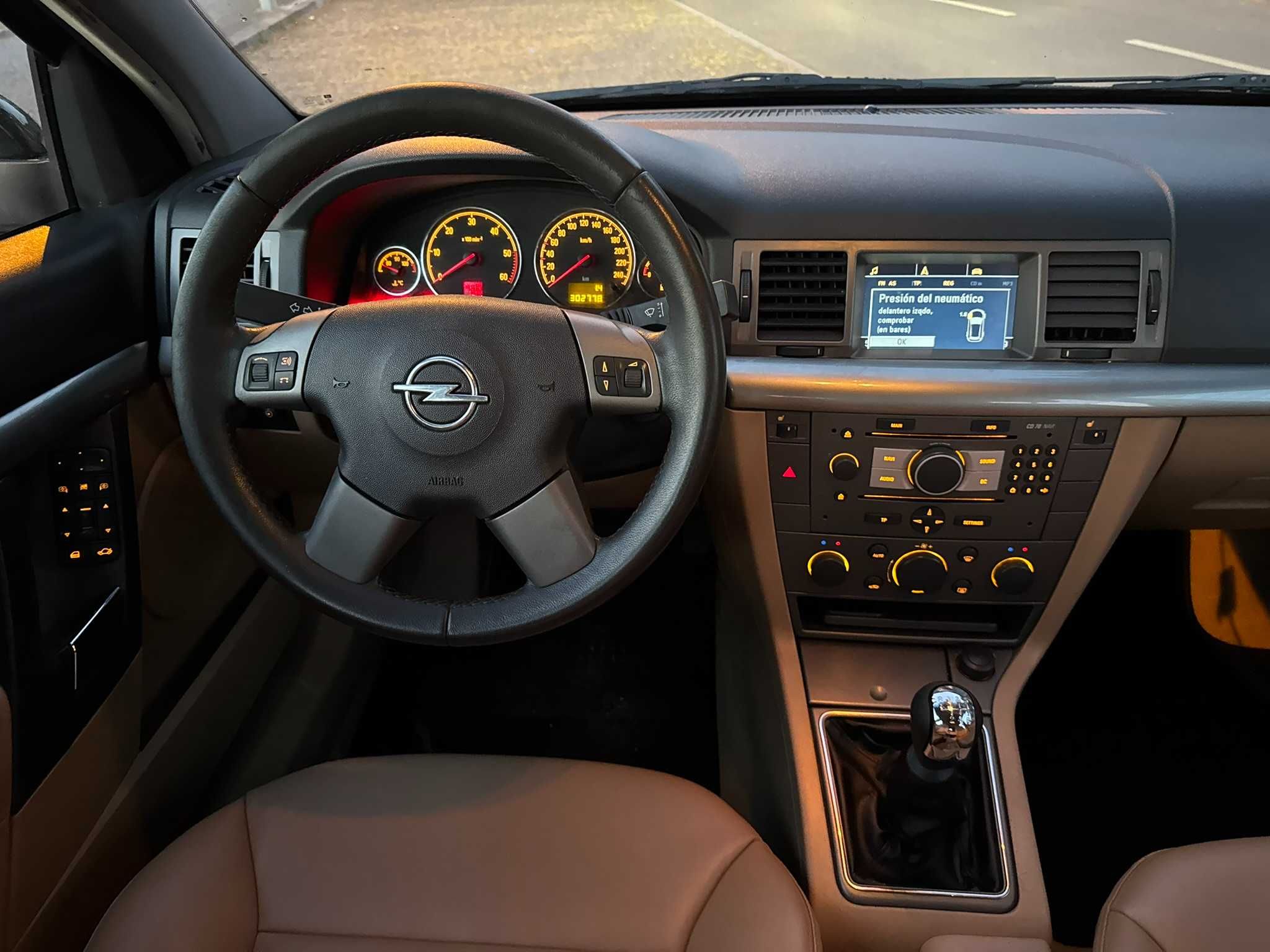 Opel Signum 1.9 CDTI Business Line