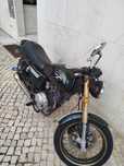 Motorizada 125 em bom estado. Excelente para o trânsito da cidade.