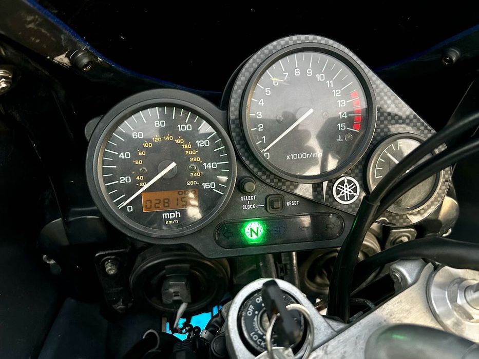Yamaha Fazer FZS600 rok 2001 NOWE OPONY M7