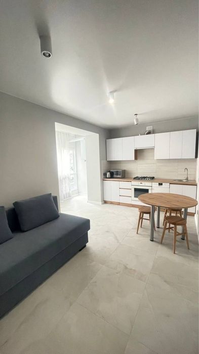 Довготривала оренда 1 кімнатноі квартири + кухня-студія