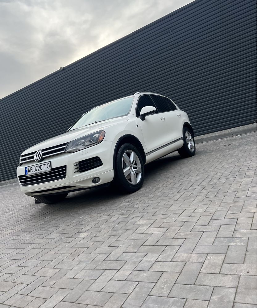 Продам Volkswagen Touareg R-line