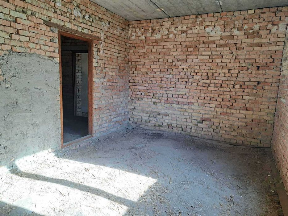 Продам новий будинок.