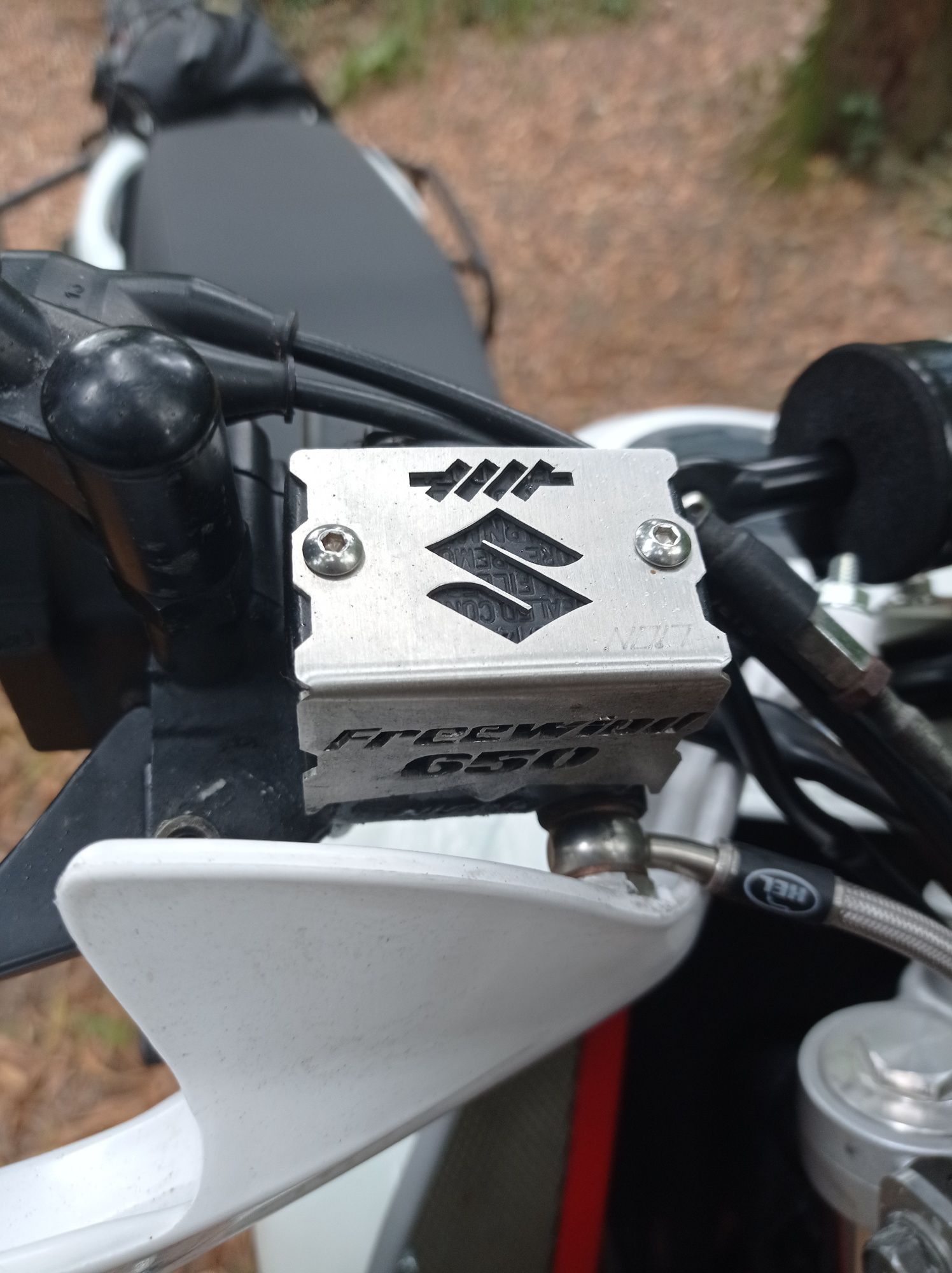Suzuki 650 freewind