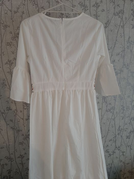 Суня Нова. Квітковим принтом