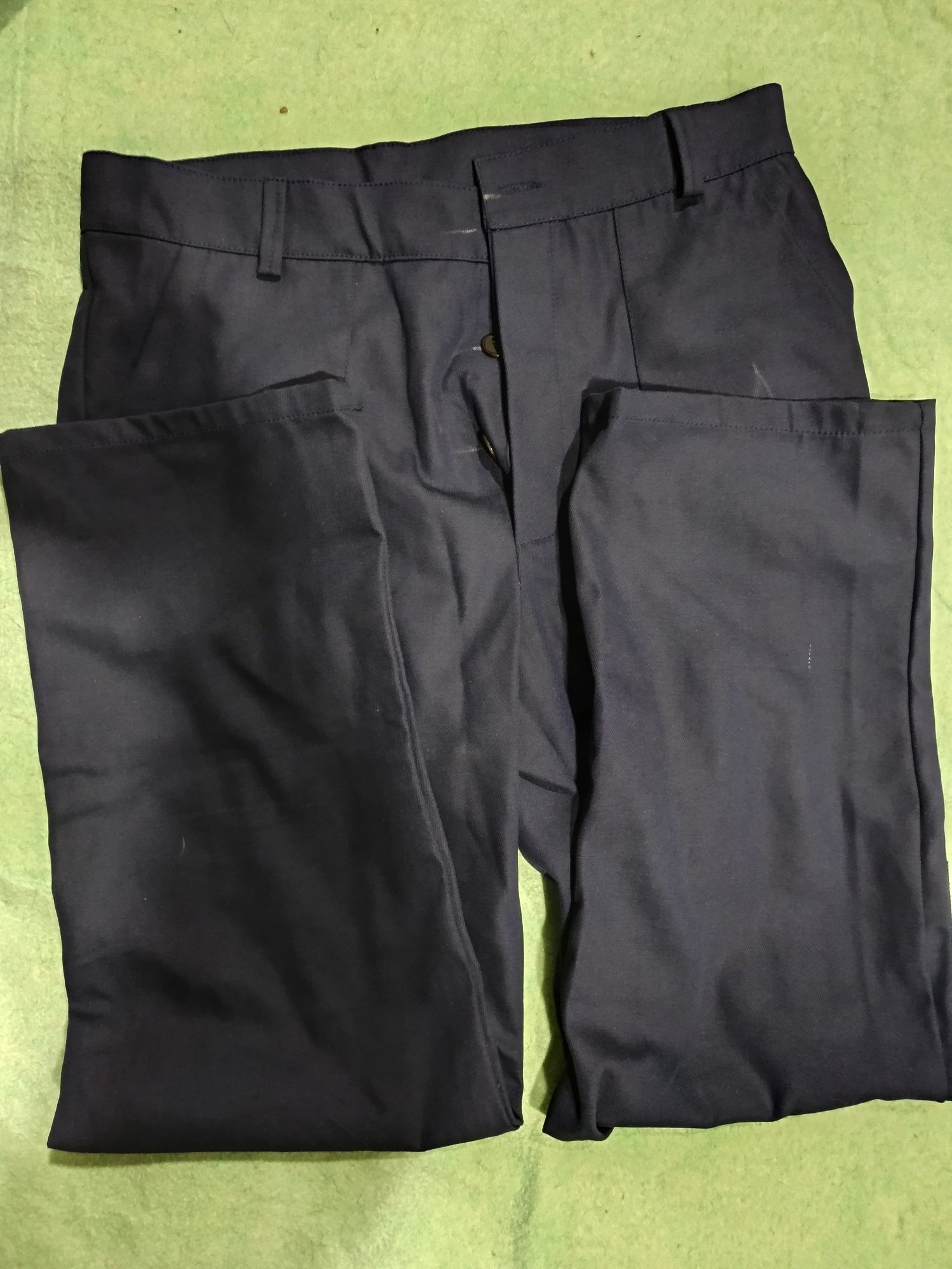 Продам спецовочный костюм 48-50р.