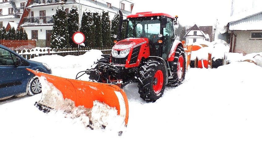 Odśnieżanie 24/7 Zimowe utrzymanie dróg, placów i parkingów