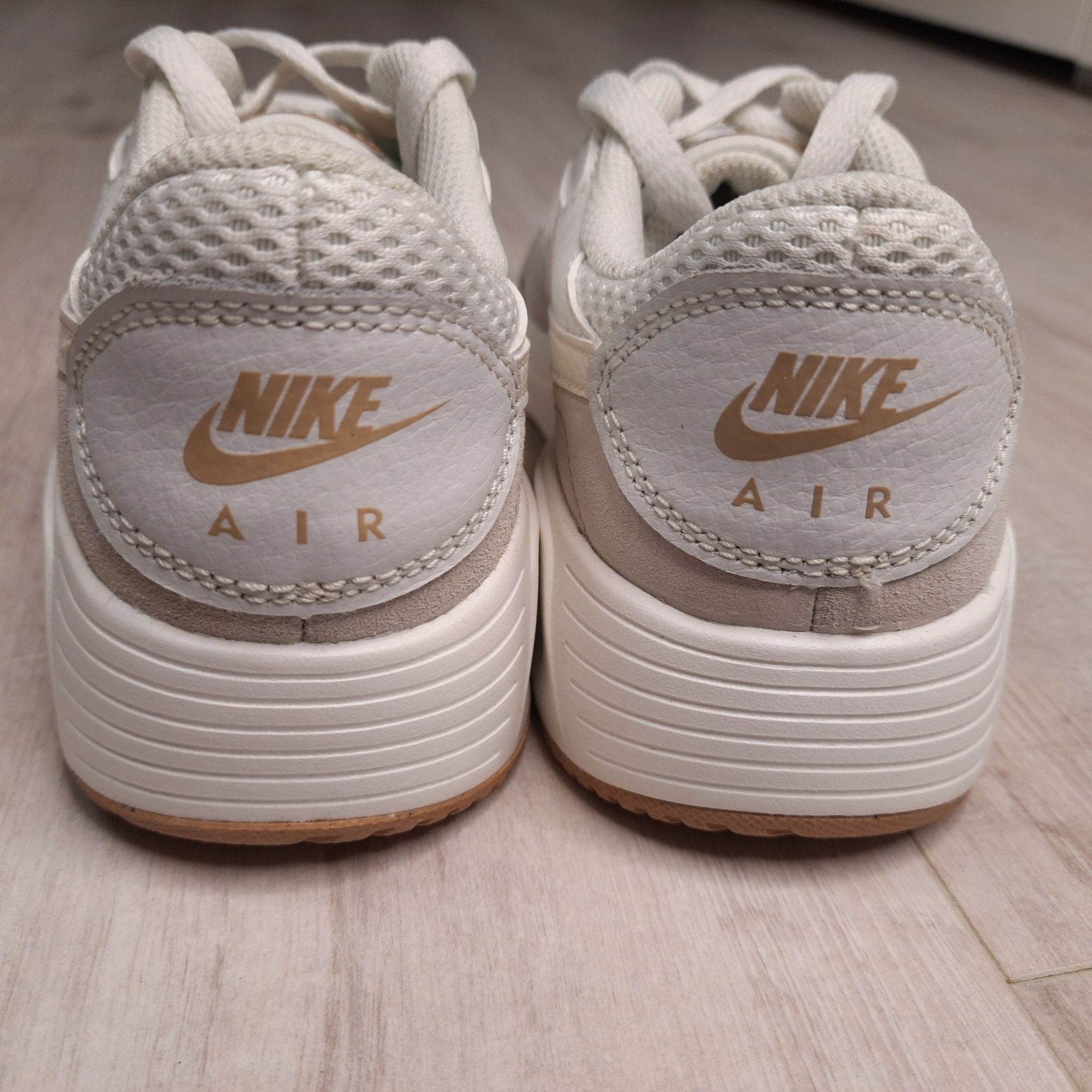 Оригінальні жіночі кросівки Nike Air Max Sc CW4554-108