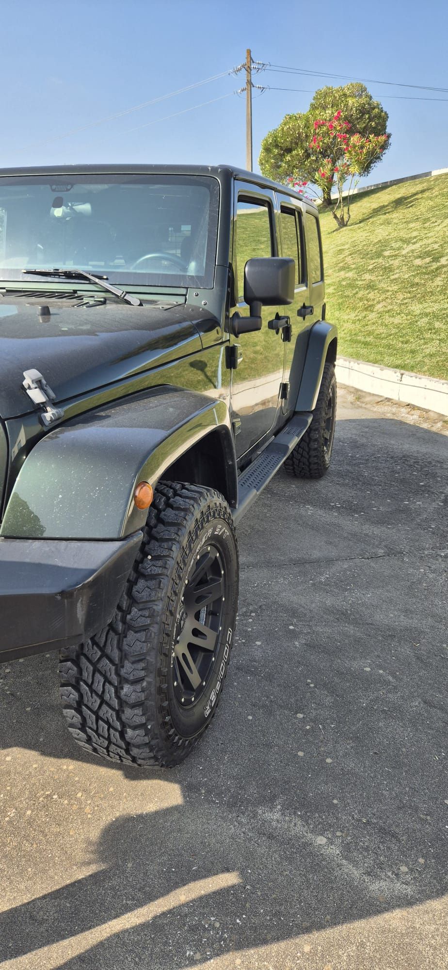 Jeep Wrangler - Sahara - 70 Anniversary