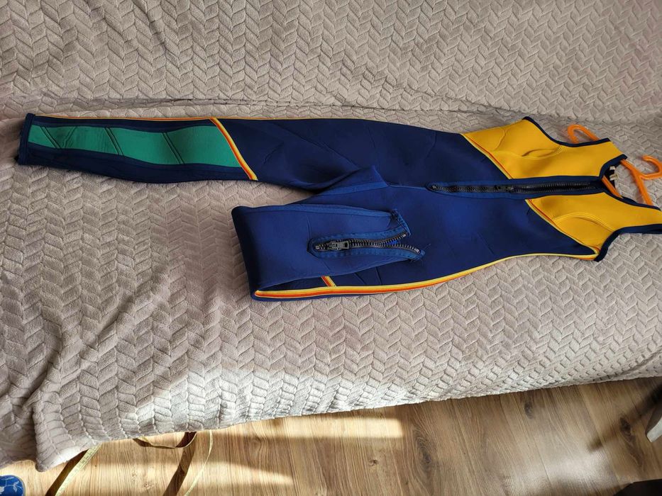 Pianka do wody rozmiar M windsurfing