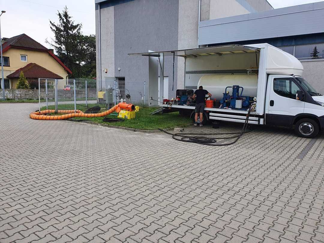 zbiornik lpg na gaz płynny, 2700, montaż, 4850, 6400, butla własna