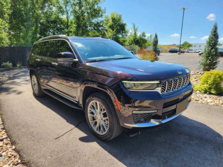 Jeep Grand Cherokee L Summit      2023