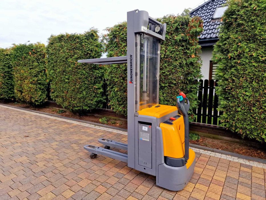 Elektryczny wózek Jungheinrich EJC 216z Widłowy Paleciak 525cm 1.6t