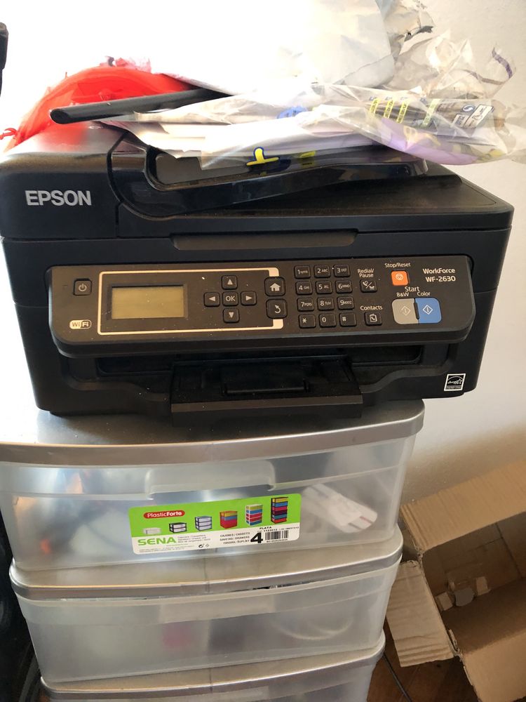 Inpressora epson wf 2630 a funcionar