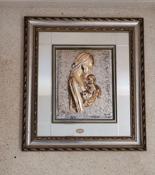 Belíssimo Quadro em  prata 925 espelhado com relevo, moldura em madeir