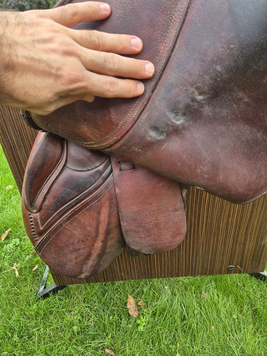 Siodlo skokowe CWD SE02 17"