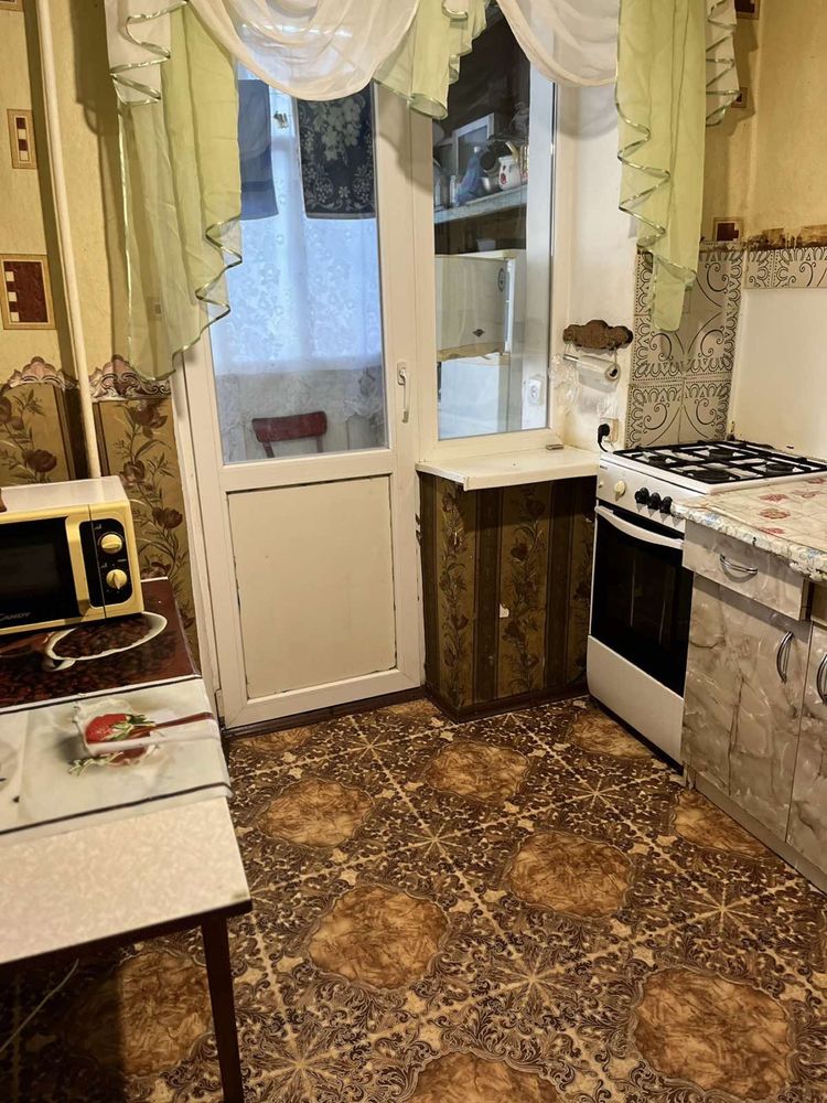 Продам 2-х комнатную квартиру в Корабельном районе