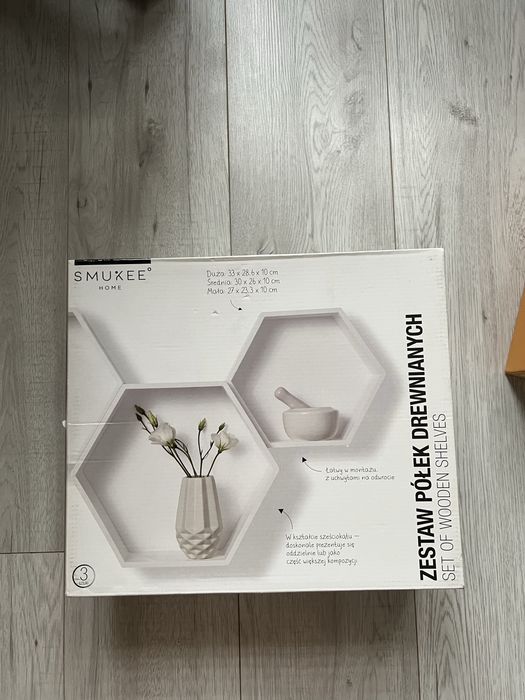 Półki wiszące nowoczesne białe drewniane sześcian