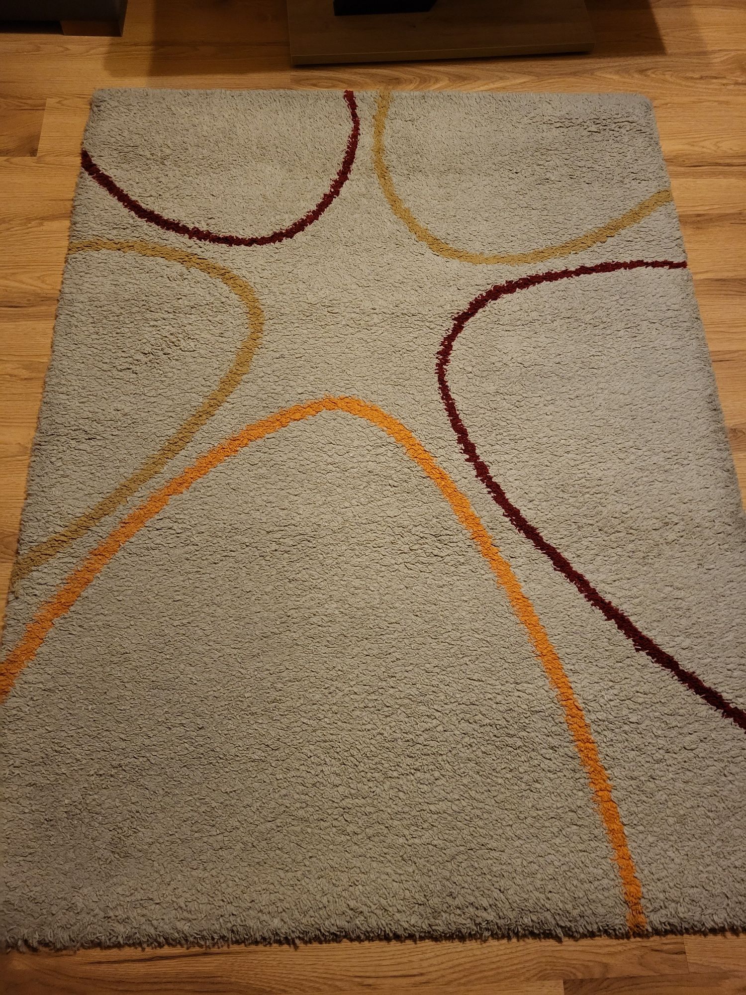 Piękny dywan pokojowy