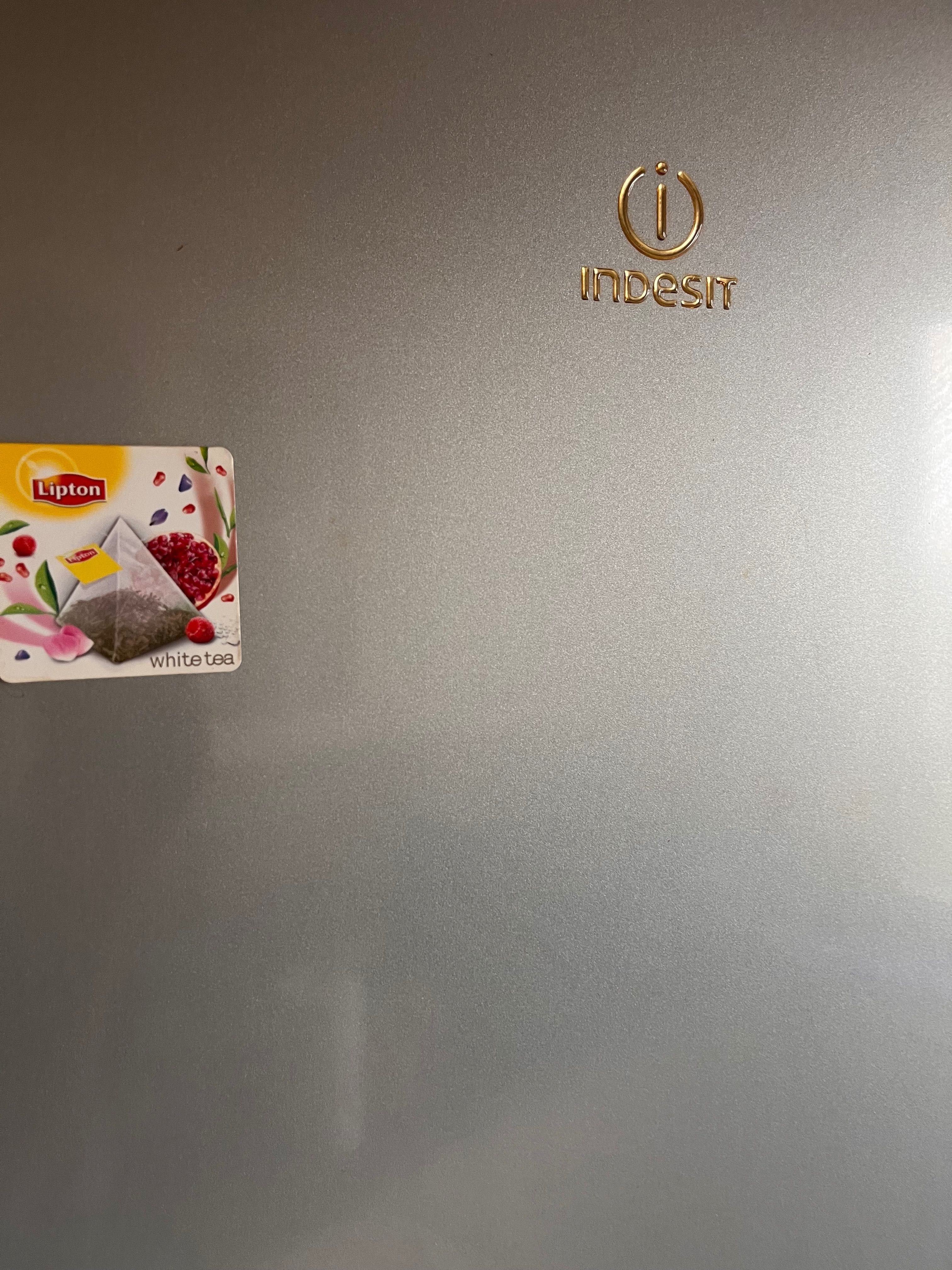 Oddam za darmo meble lodówkę i wiele innych rzeczy