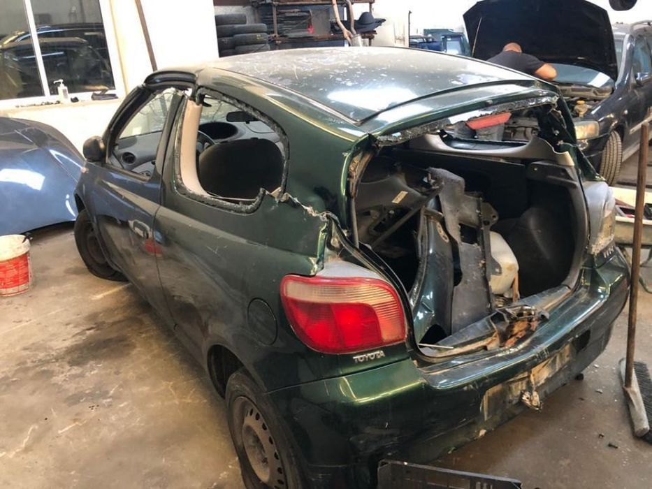 Toyota Yaris Para Peças