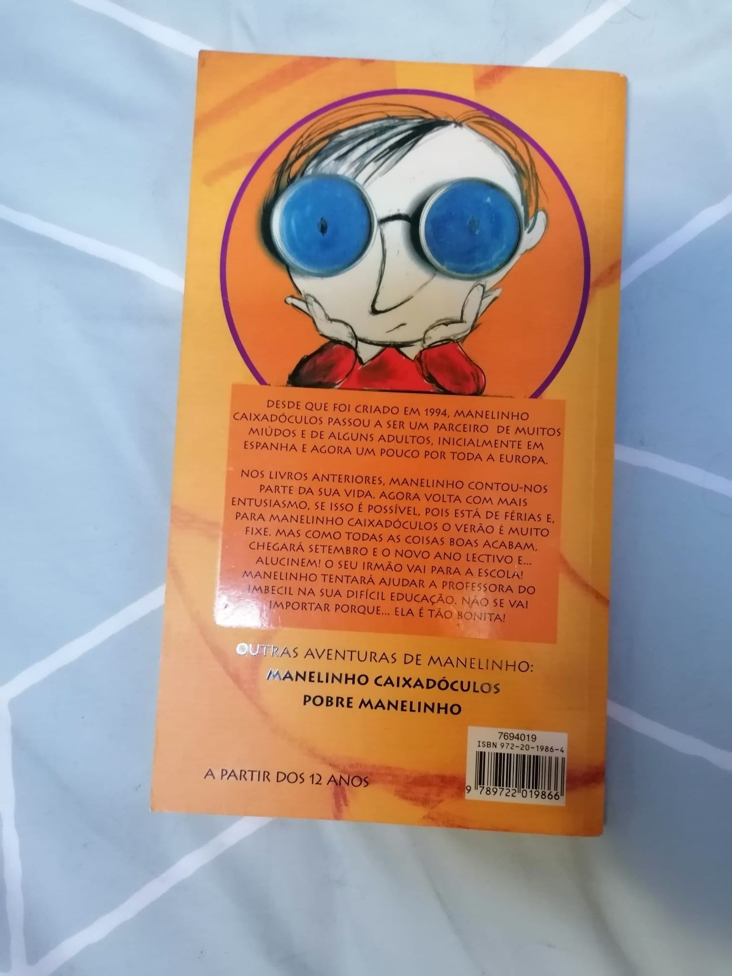 Livro Manelinho CaixaDóculos - Que fixe!