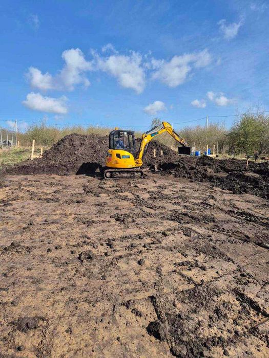 Оренда гусеничного міні-екскаватора JCB 8030 Львів та область