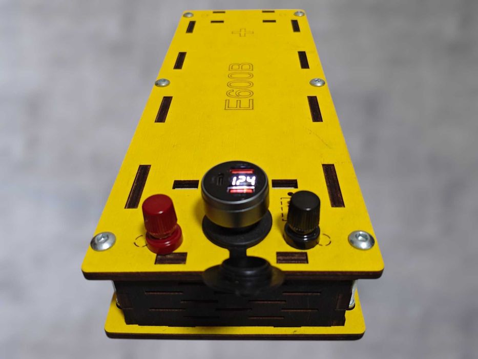 Зарядная станция, Аккумулятор для инвертора 12.6 вольт, 700 вт. час.