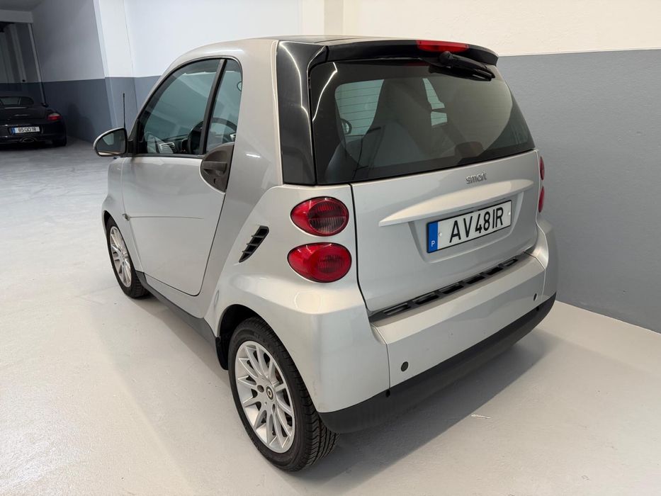 Smart fortwo gasolina como novo