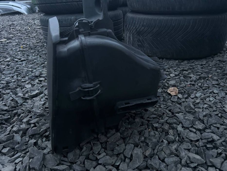 Коопус повітряного фільтру е46 Е46 3.0 бензин