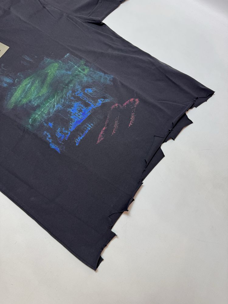 Футболка Balenciaga Distressed M L