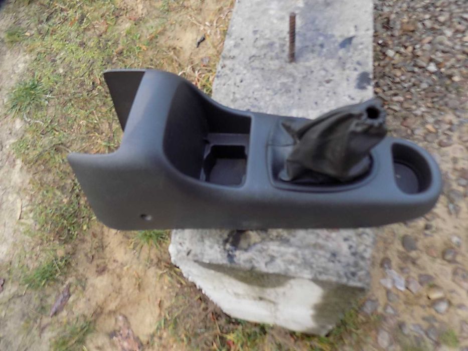 Центральна консоль над кулісою 98FB-B045B55-AAW Форд Фієста Кур'єр Мк4