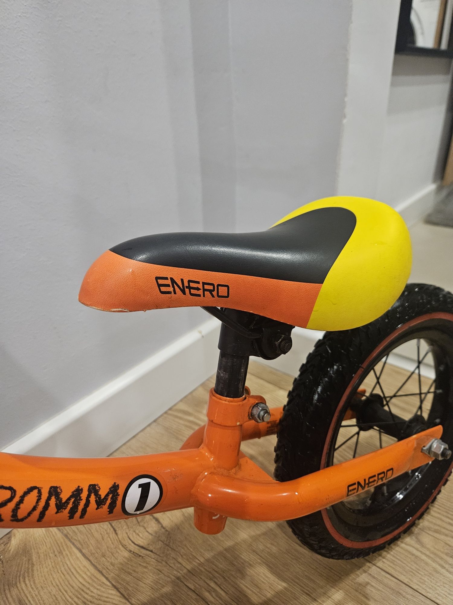 Rowerek rower biegowy Enero Air Car 12"