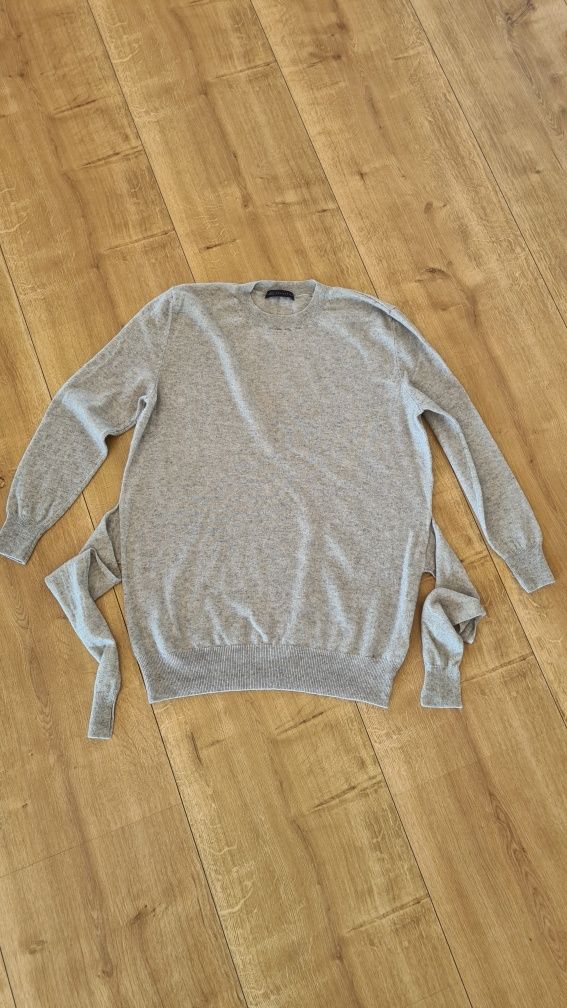 Długi sweter 10% Kaszmir i 90% Wełna Wool. Rozmiar 44 16 XL. Szary