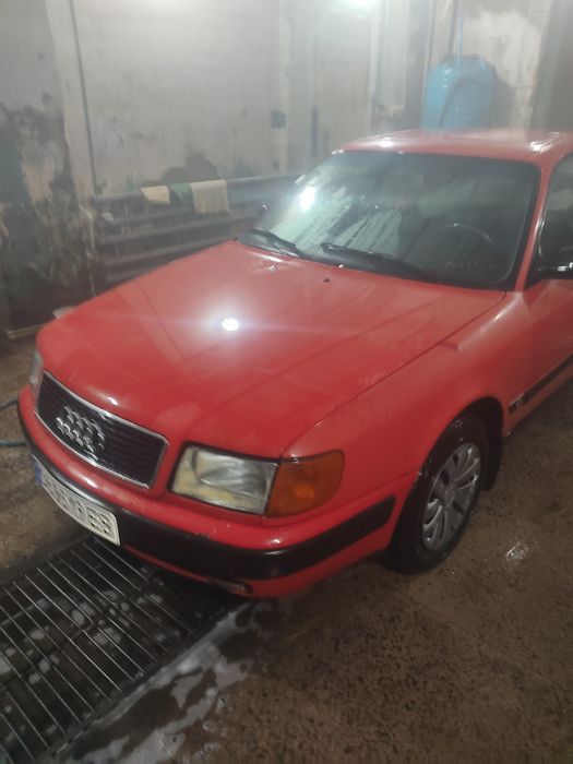 Продам автомобіль Ауди 100 с4