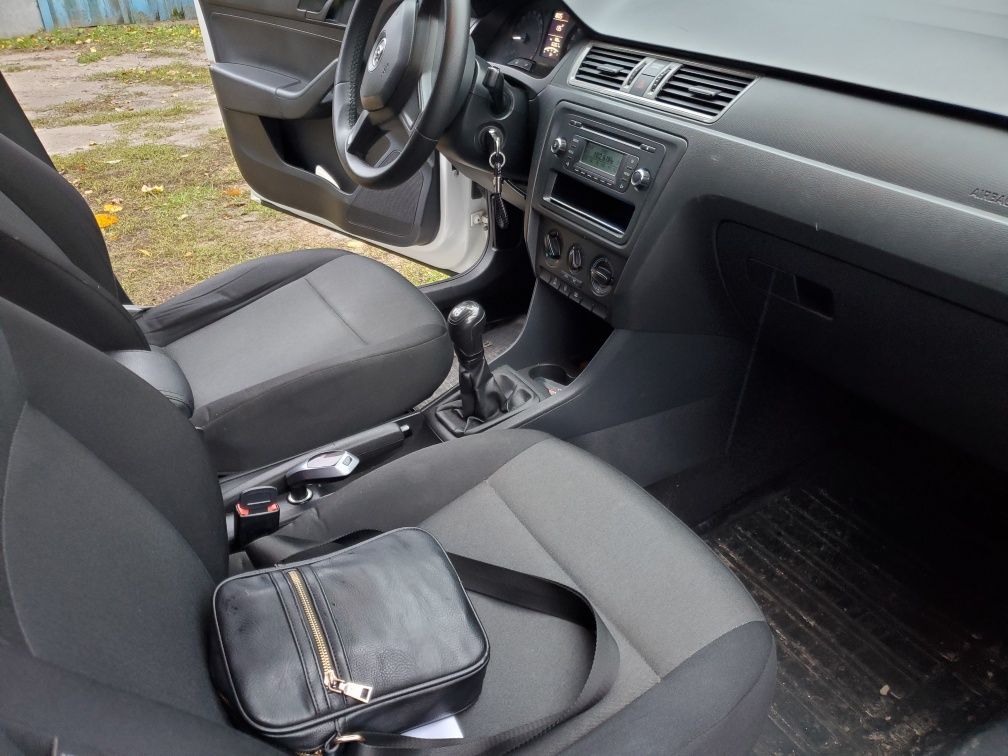Продам skoda rapid шкода