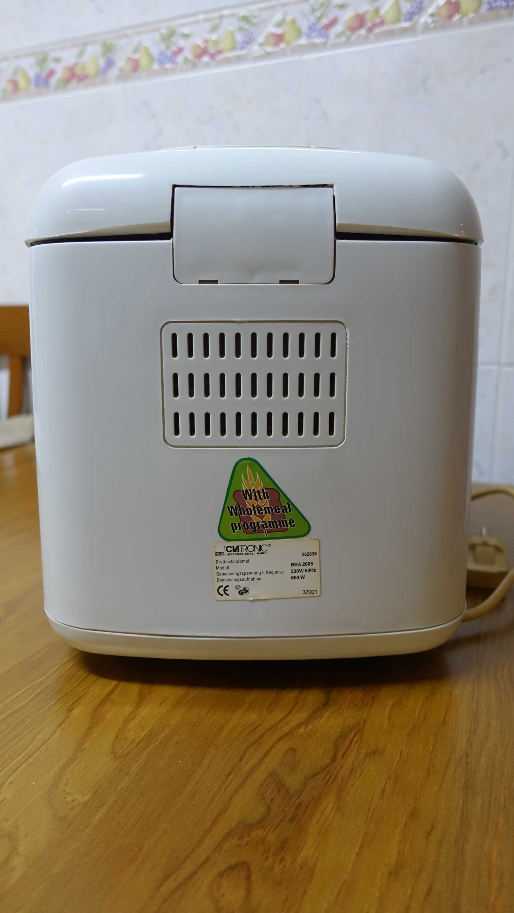 Máquina de Pão Clatronic BBA 3505