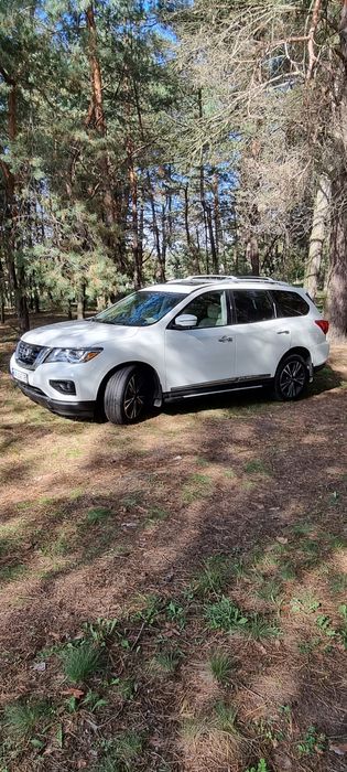 Nissan Patfainder Platinum R52