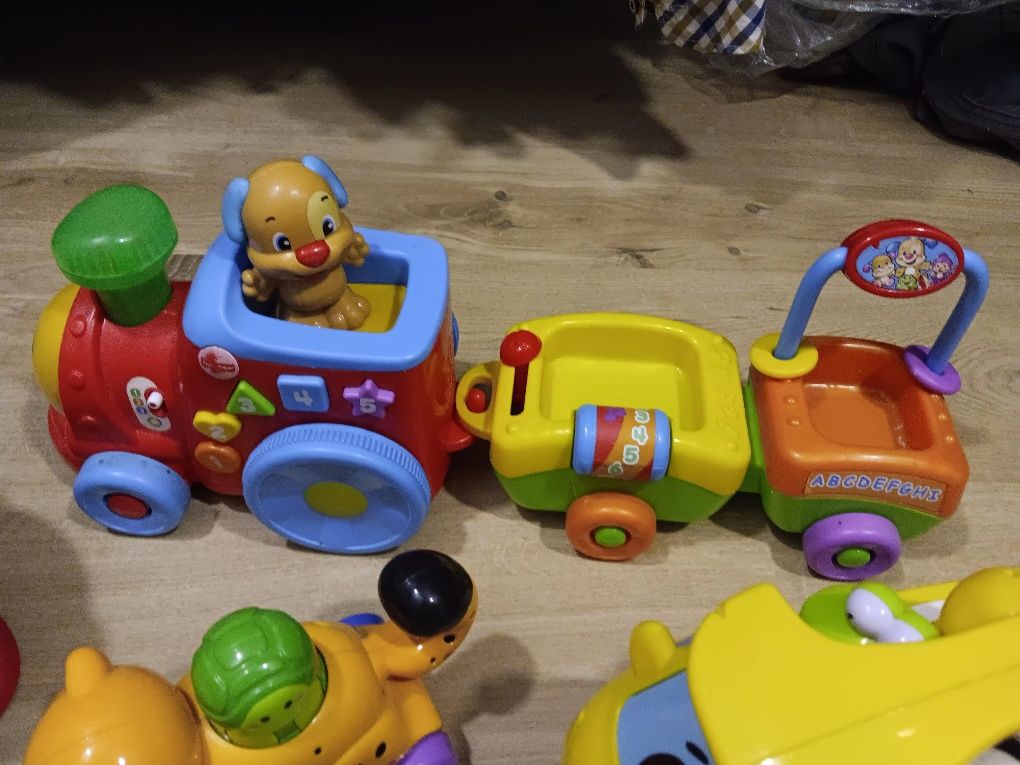 Zabawki 11 elementów Fisher price i inne