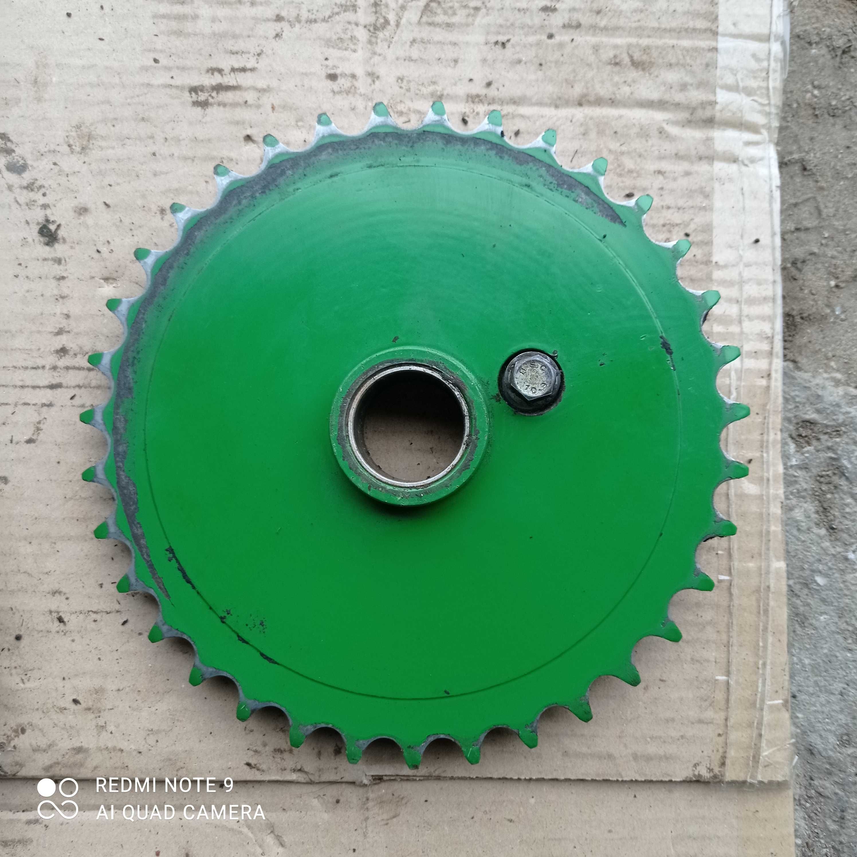 Prasa John Deere 592 koła zębate