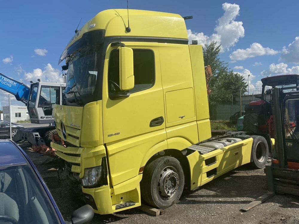 Разборка Mercedes Actros MP4 2017 Мерседес Актрос - TIR запчасти