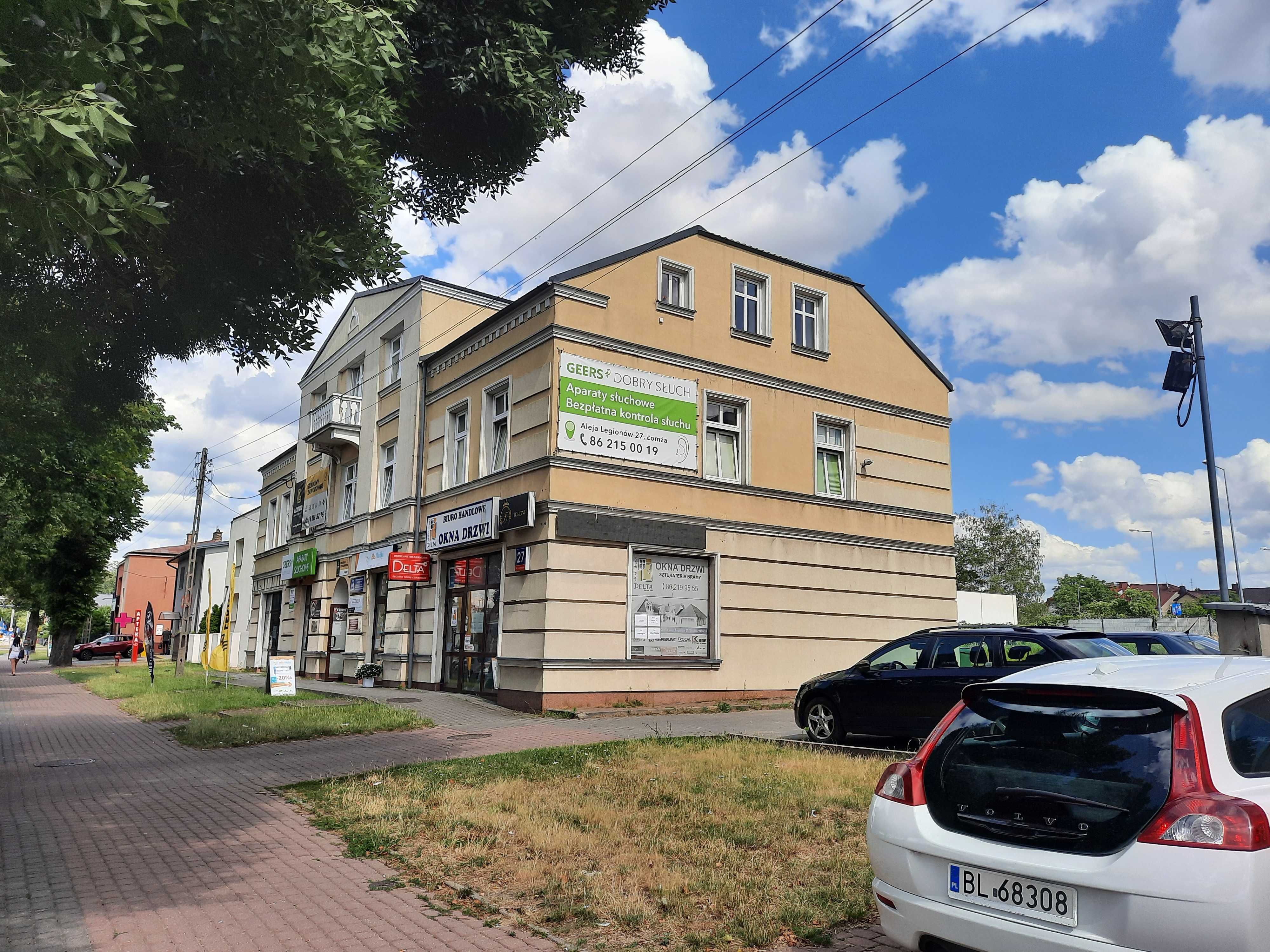 Lokal 50 mkw. Al. Legionów 27, parter, parking.