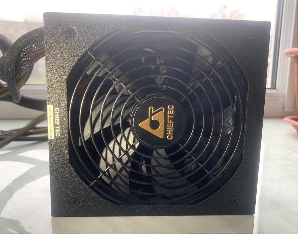 Блок живлення CHIEFTEC Navitas Gold 1000W (GPM-1000C)