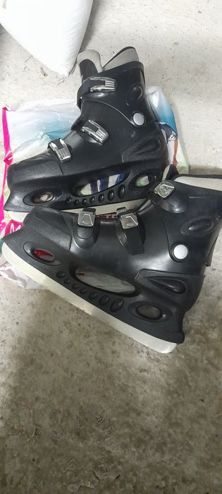 Łyżwy  rozmiar 44