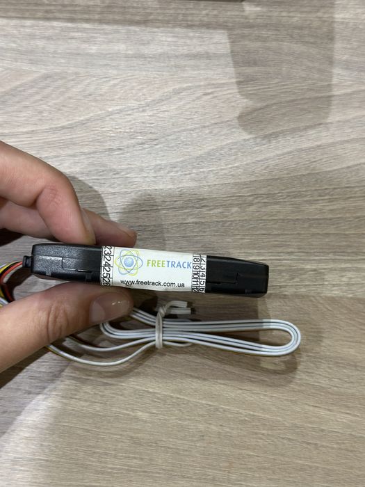 Професійний GPS‑трекер з підтримкою LTE — Teltonika FMC920