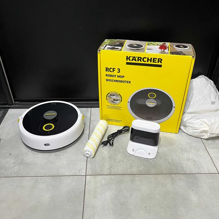 Robot sprzątający mopujący Karcher RCF 3 z kartonem – Zestaw