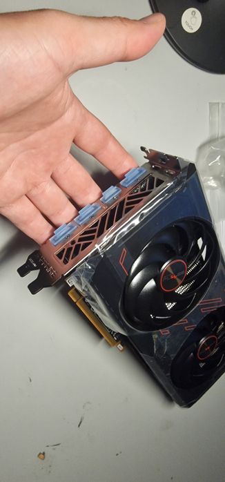 Placa Gráfica RX 7600 8gb OC